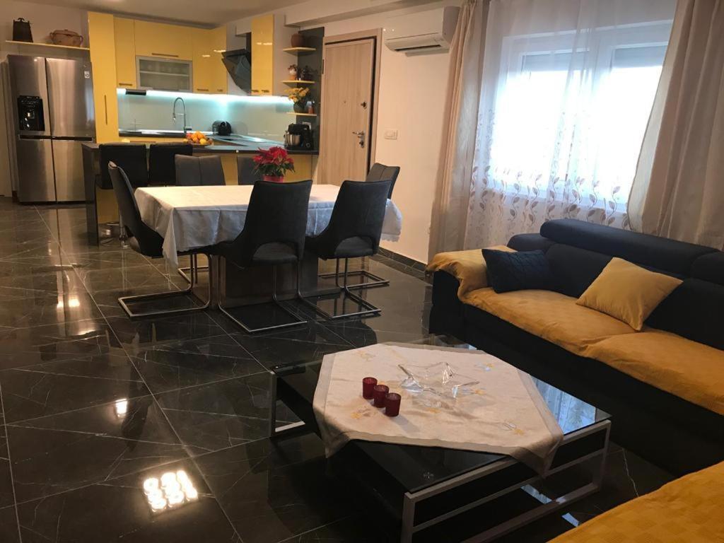 Jukic Appartement Kaštela
